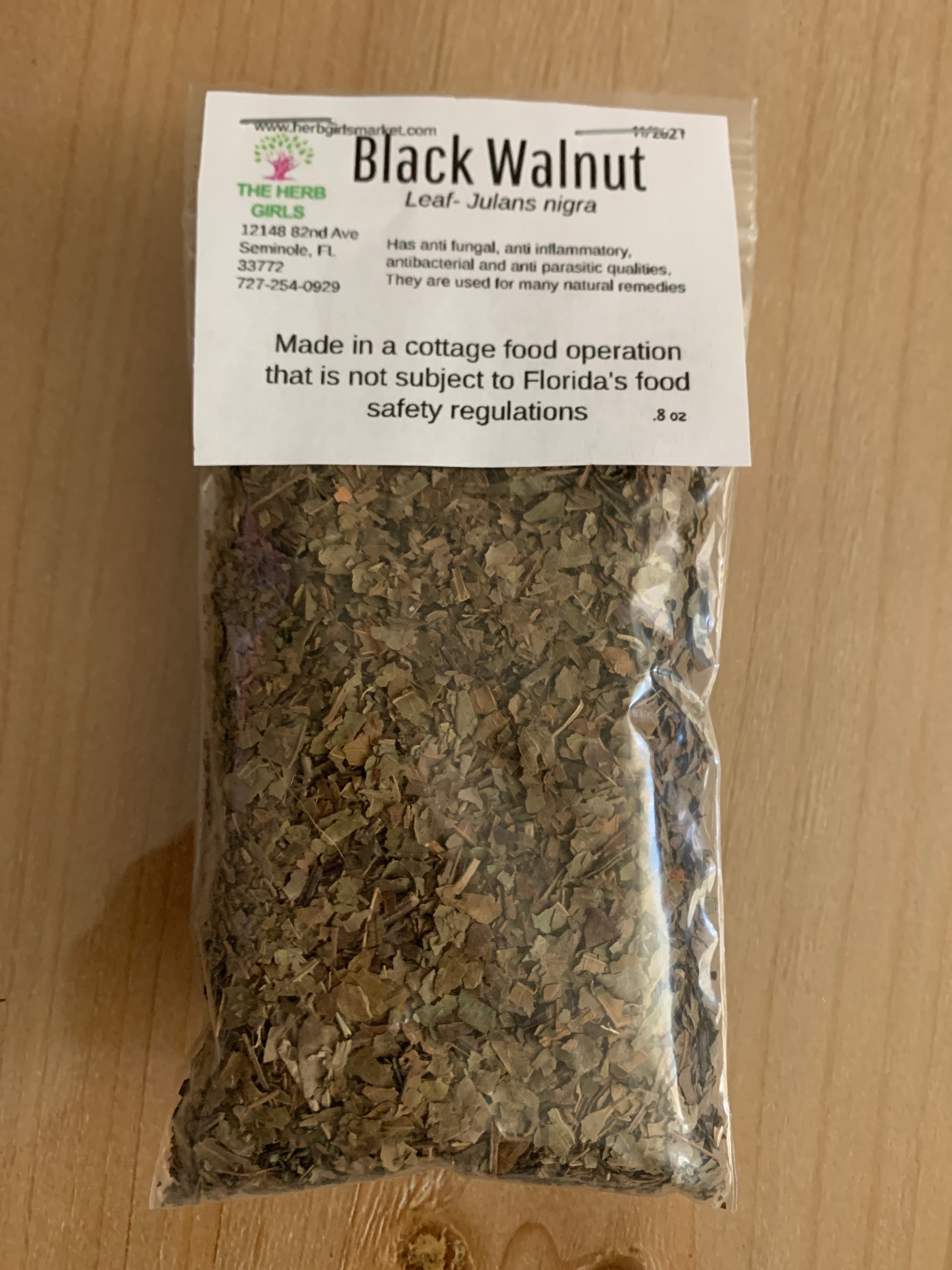 Black Walnut Leaf