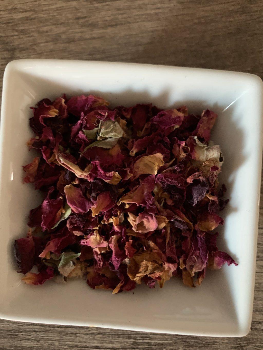 Rose Buds & Petals - Red or Pink